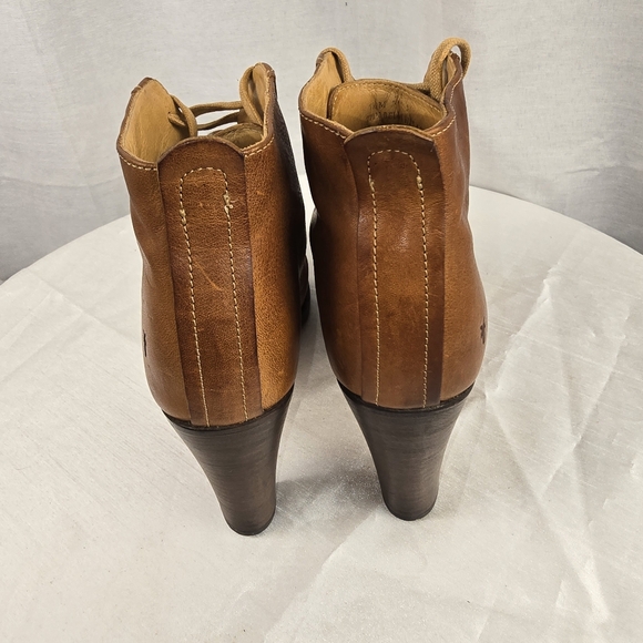 Frye Brown Bella Lace Up Leather Heeled Ankle Boots - Picture 6 of 12